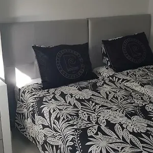 Bubu 2-b Habitación en casa particular Los Cristianos (Tenerife)