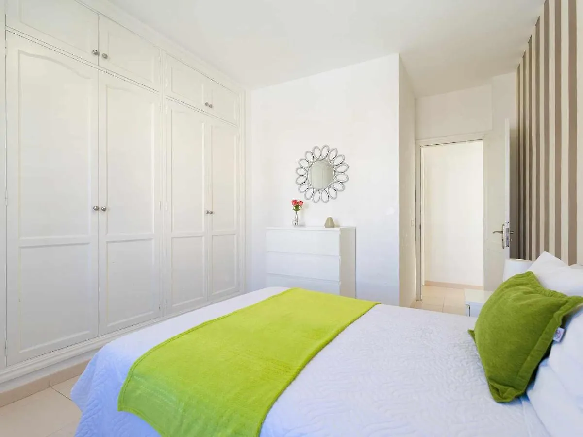 Mahostly Apartamento Comillas Sc location